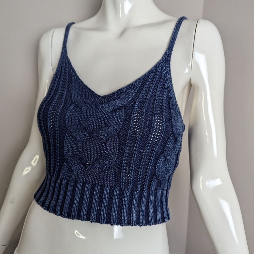American eagle Cropped knit tank top navy blue cable knit XS - Picture 2 of 8